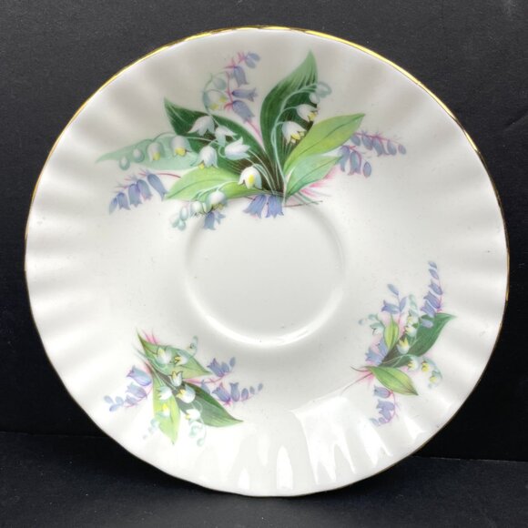 Royal Albert Bone China Tennyson Tea Cup & Cheverell Saucer England - Picture 3 of 11